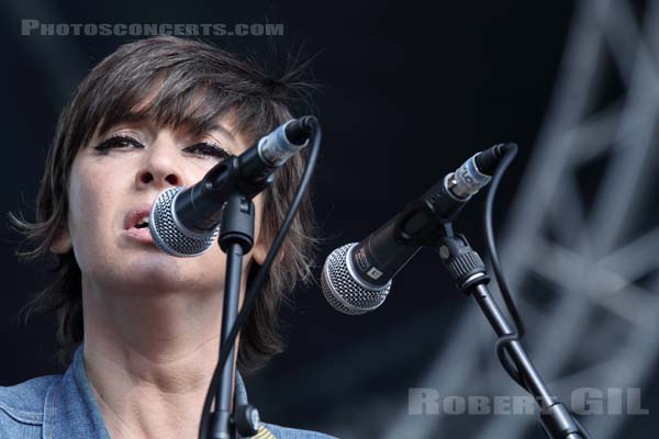 CAT POWER - 2014-05-31 - PARIS - Parc de Bagatelle - Chan Marshall